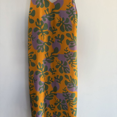 Badila dress like new, colorful with open back and side slit