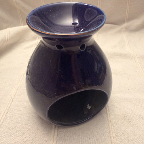 Zodiac Leo Wax Burner used, navy blue ceramic with gold designs
