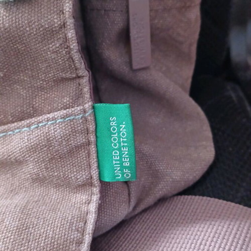 School shoulder bag like new