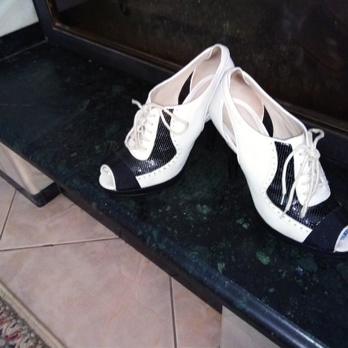 L.A.M.B. high heels used, 12cm heel, white size 39