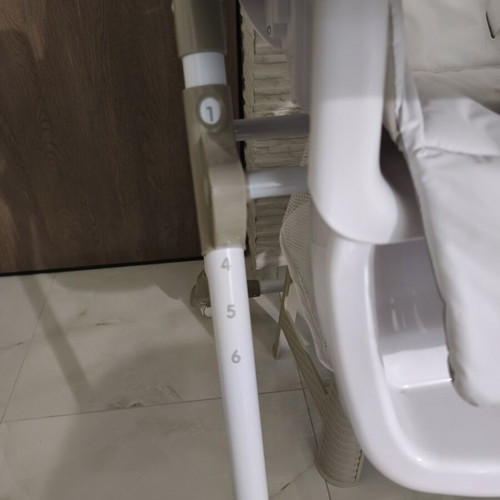 Cangaroo Kimchi Baby Highchair light gray new