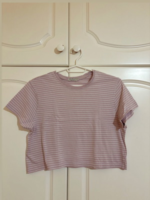 Lilac short striped t-shirt Stradivarius like new, size XS