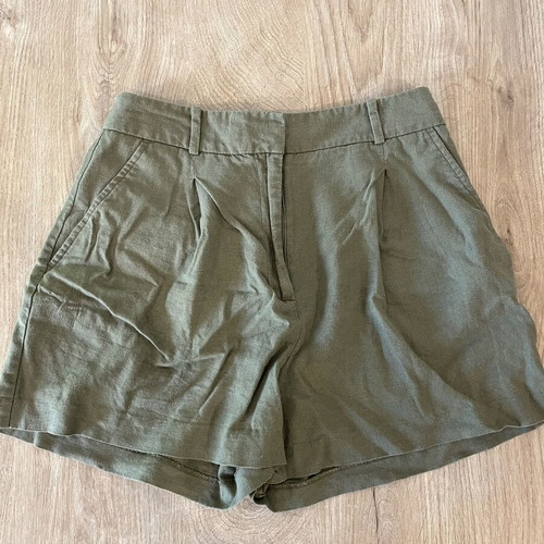 Zara khaki linen shorts size S like new, linen and viscose