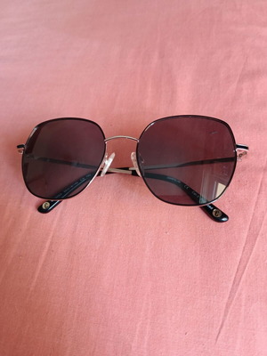 Women's sunglasses like new, black and gold