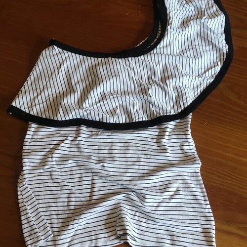 Women’s one-shoulder summer top size small like new
