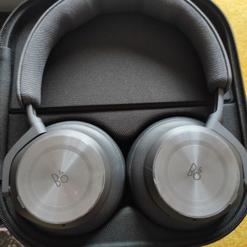 Bang & Olufsen Beoplay HX wireless headphones like new premium model