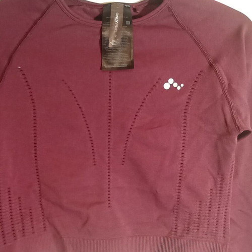 Only sports shirt like new, burgundy, size M