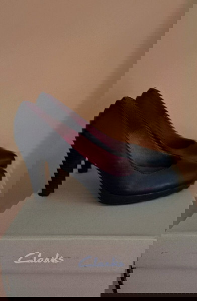 Δερμάτινες Μαύρες Γόβες Marila Footwear made in Spain