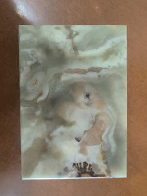 Marble jewelry box with gilded details