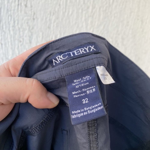 Arc'teryx pants like new, blue