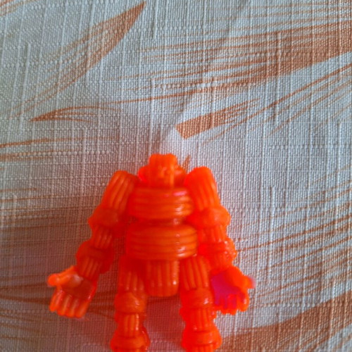 Alien Cyclops figure 1986 like new, deep red