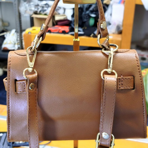 Vera Pelle Kitora Shoulder Bag like new, beige and brown leather