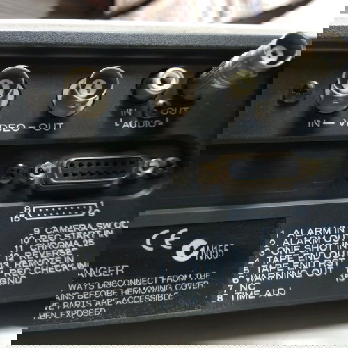 Hitachi видео VHS или видеорекордер