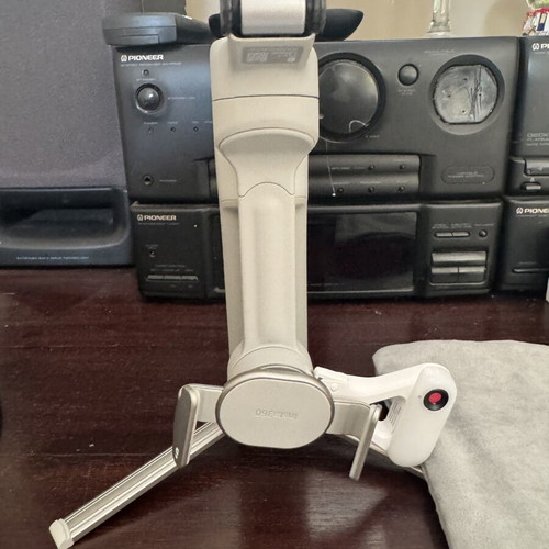 Insta360 Flow 2 Smart Gimbal Stabilizer like new