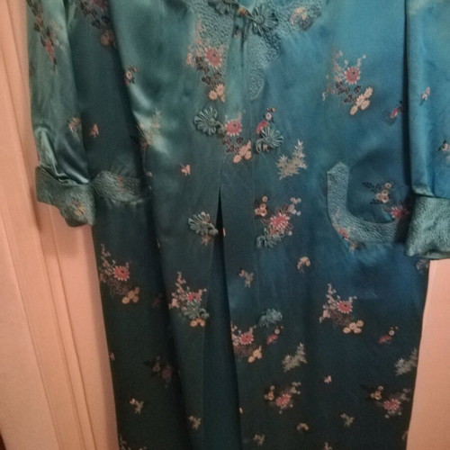 Women's robe used multicolor size 4XL