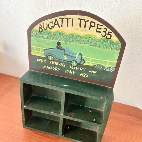 Wooden shelf with 4 compartments, Bugatti Type 35 vintage racing design