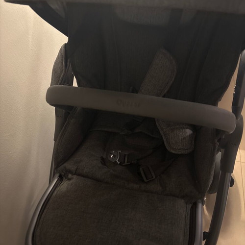 BabyStyle Oyster 3 stroller like new with car transport egg