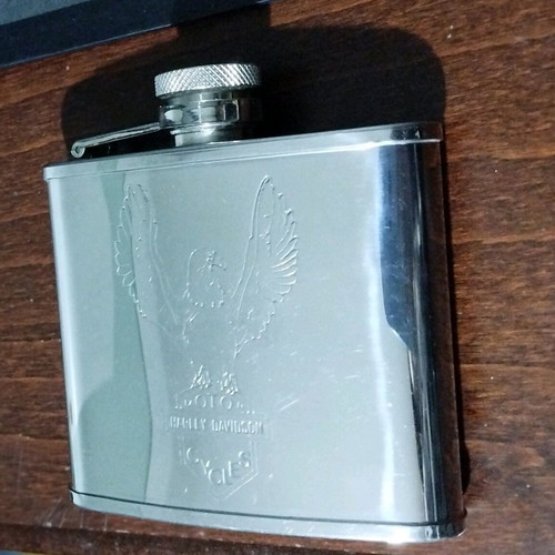 Harley-Davidson stainless steel flask 4oz like new