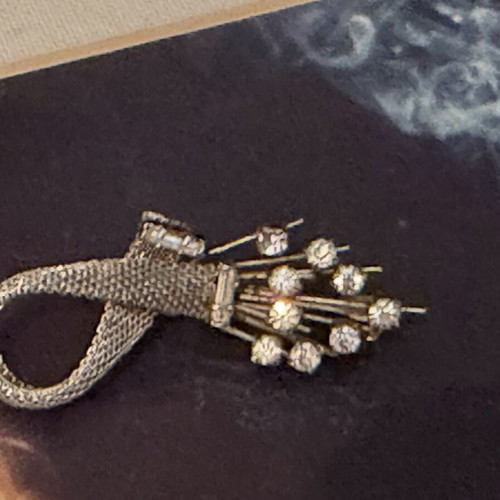 Art Deco vintage Czechoslovakian brooch like new