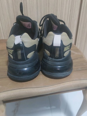 Nike React 270 used athletic shoe