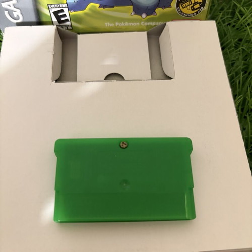 Pokémon LeafGreen Game Boy Advance game like new, original