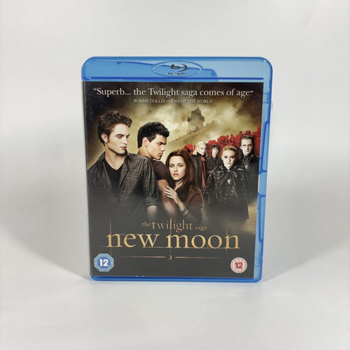 The Twilight Saga New Moon Blu-ray like new with English subtitles