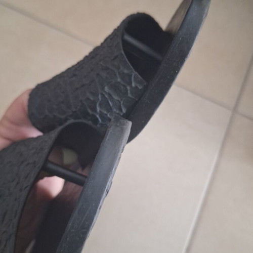 Ipanema black flip flops like new size 38