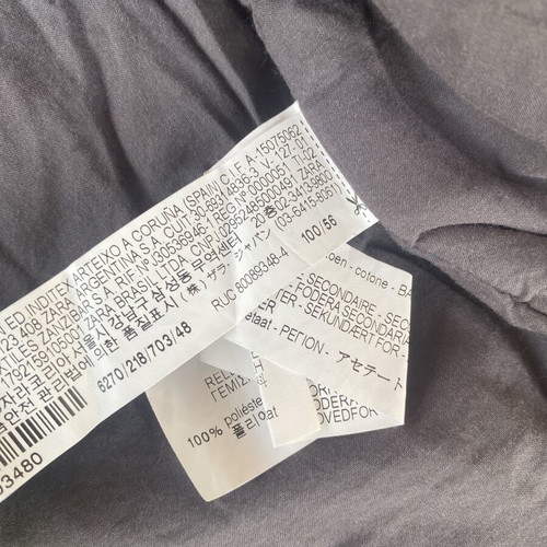 Zara girl jacket with hood and zipper, warm and light