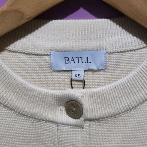 Batul women's cardigan XS new beige