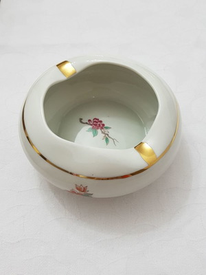 Πορσελάνινο επιτραπέζιο διακοσμητικό καινούργιο 13×13