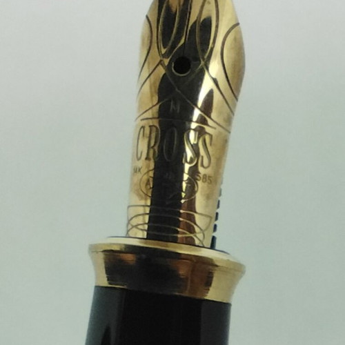 Cross Townsend Marble Green Lacquer fountain pen, 14kt 585 medium nib