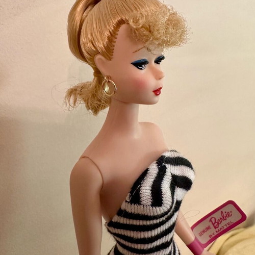 Collectible Barbie Reproduction of Iconic Barbie #1 1959 like new