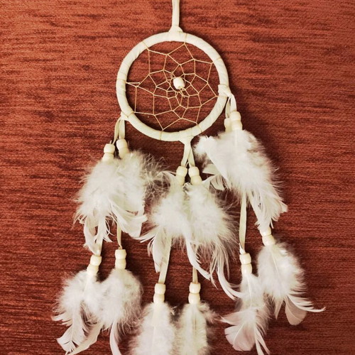 Dreamcatcher white with feathers, like new