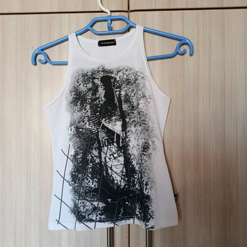 Infashion blouse with cut-out shoulders S used, black and white