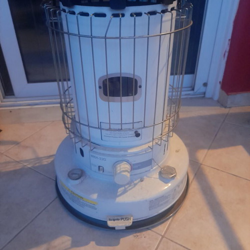 Portable Kerosene Wick Heater like new with automatic ignition and safety system