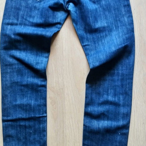 Women's jeans pack of 4, W28L32, like new condition