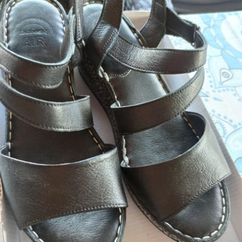 Boxer Air leather sandals size 39, new, black, platform 4 cm heel
