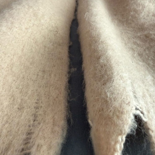 H&M scarf used in beige color
