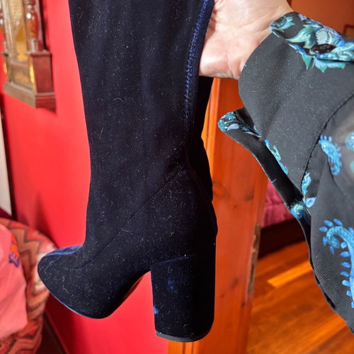 Zara velvet boots like new, size 35, blue