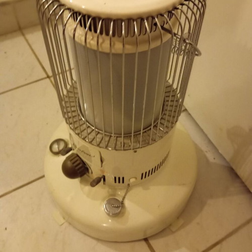 Kerosun Rainbow kerosene heater used, clean fuel