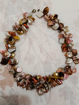 Mother-of-pearl necklace handmade new, length 60cm
