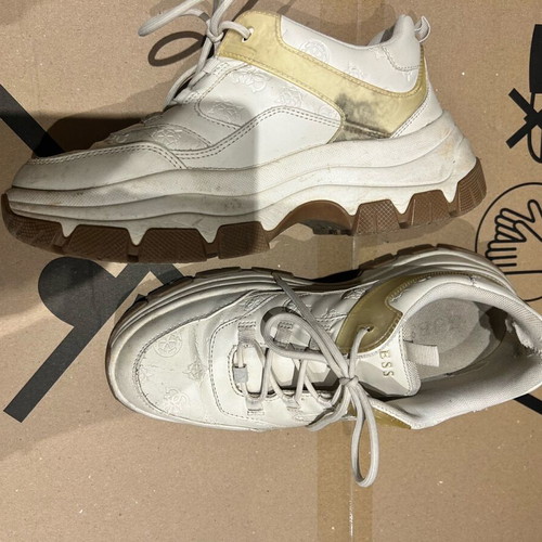 Guess shoes size 40 athletic like new, white and beige