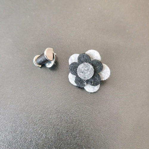 Set of two men's lapel pins like new, black and silver