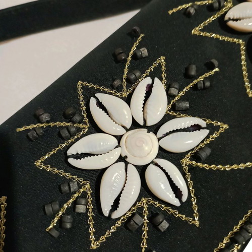 Women's satin shoulder bag used with shells