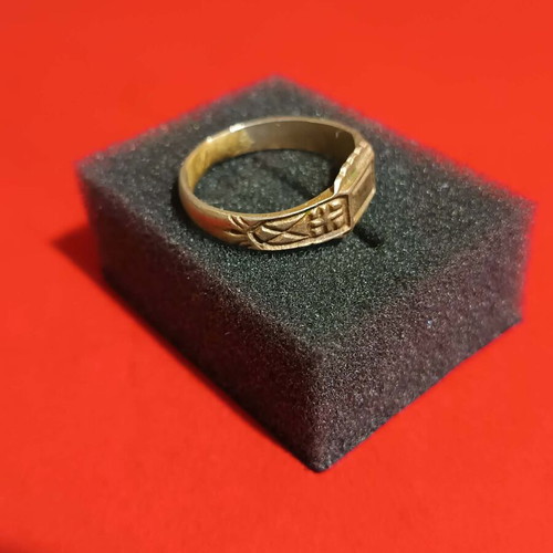 Vintage sachan ring like new, yellow color, handmade