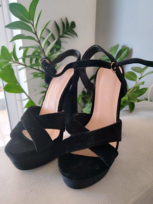 Velvet high-heeled sandals used, black, size 37