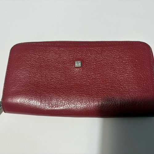 Kem wallet used, red