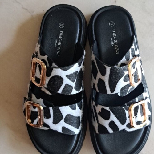 Women's Sandals like new, size 39, black and white