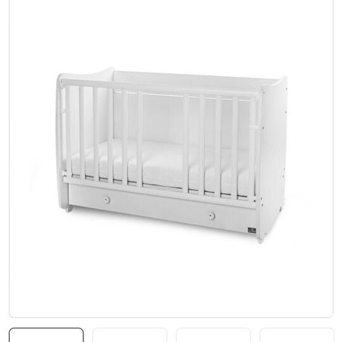 Lorelei Baby Cot multifunctional like new with mattress