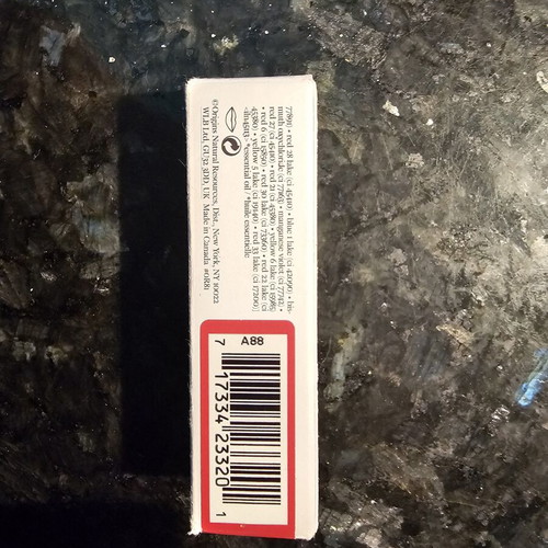 Origins Blooming Bold Lipstick No 22 Poppy Pout new, red matte
